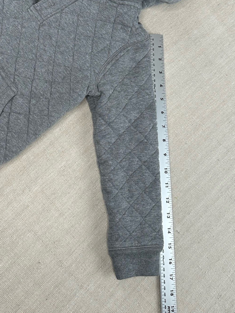 OshKosh B’gosh Boys Size 6 Gray Quilted Pullover Hoodie Henley Sweatshirt - Picture 7 of 7